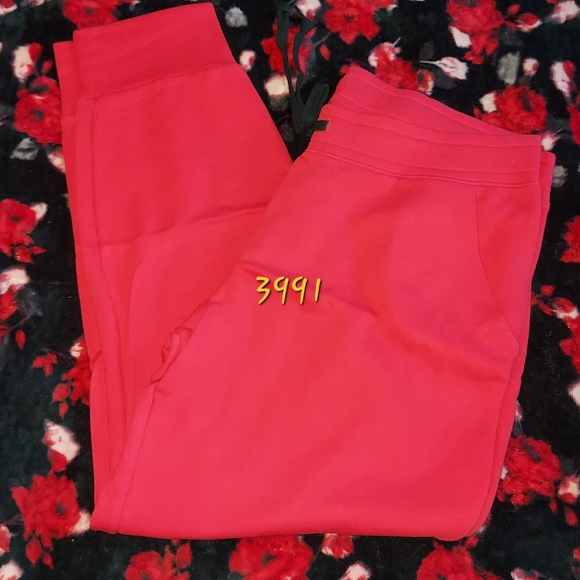 PINK Jogger size XL NWT - Picture 8 of 9